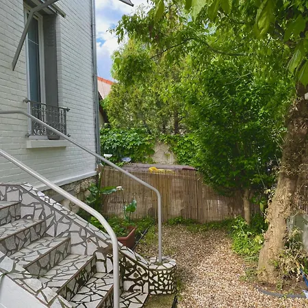 Maison Avec Jardin Situee A 15mn De Paris Centre Creteil